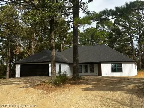 567 Painter Ln, Knoxville, AR 72845