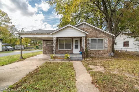 Exterior - 3401 N 48th St, Fort Smith, AR 72904 photo 10 of 11