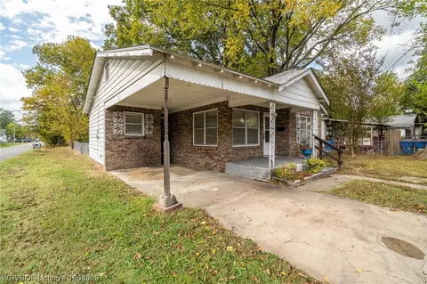 Exterior - 3401 N 48th St, Fort Smith, AR 72904 photo 2 of 11