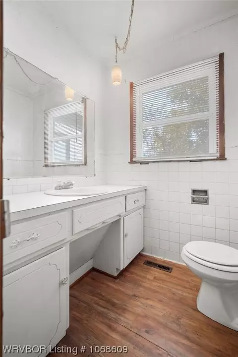 Bath - 3401 N 48th St, Fort Smith, AR 72904 photo 3 of 3