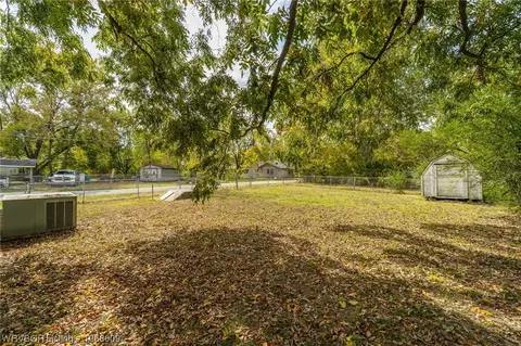 Exterior - 3401 N 48th St, Fort Smith, AR 72904 photo 8 of 11