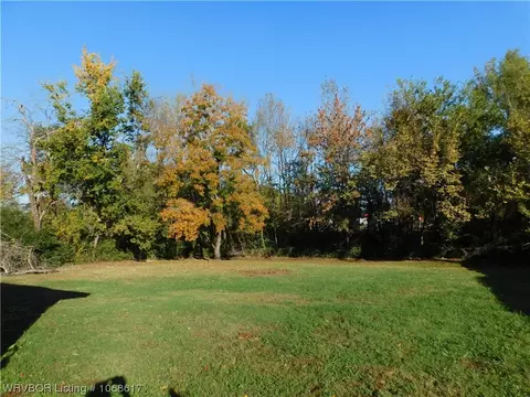 104 Howard St, Pocola, OK 74902 photo 2