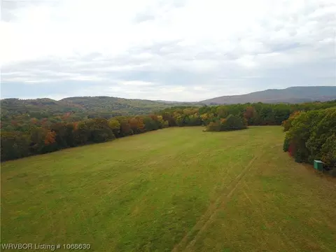 000 4015 County Rd, Ozark, AR 72949