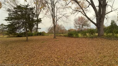 View/Area - 1806 N 5th, Paris, AR 72855 photo 3 of 4