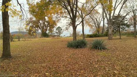 Exterior - 1806 N 5th, Paris, AR 72855 photo 7 of 10