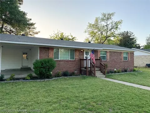 1922 71st St, Fort Smith, AR 72903 photo 3