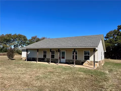 37570 Kennedy Rd, Wister, OK 74966