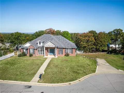 Exterior - 3621 Coventry Ln, Fort Smith, AR 72908 photo 2 of 6