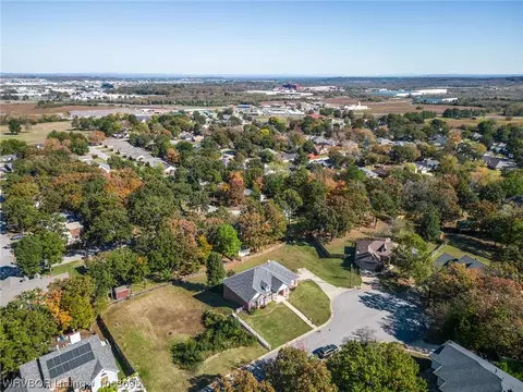 View/Area - 3621 Coventry Ln, Fort Smith, AR 72908 photo 5 of 5