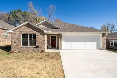 620 N Oak St, Hackett, AR 72937