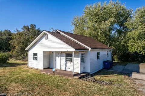 2713 Neis St, Fort Smith, AR 72904