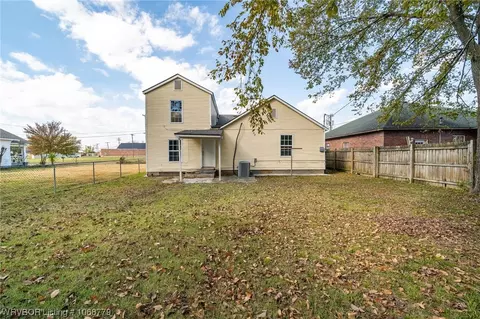 Exterior - 2218 N 27th St, Fort Smith, AR 72904 photo 5 of 6