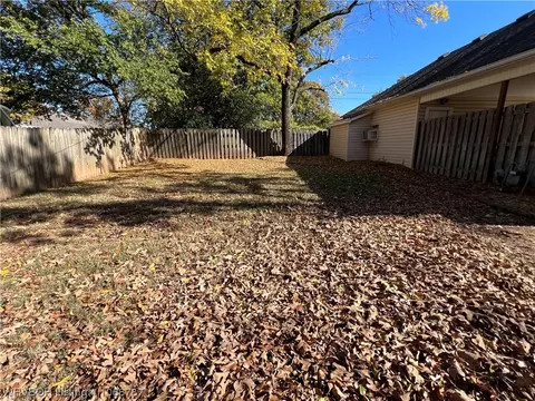 Exterior - 2323 S 26th St, Fort Smith, AR 72901 photo 10 of 13