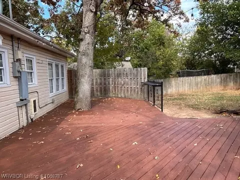 Exterior - 2323 S 26th St, Fort Smith, AR 72901 photo 6 of 13