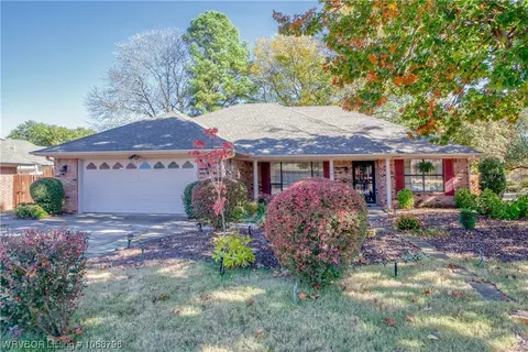 2527 S 48th Ct, Fort Smith, AR 72903 photo 2