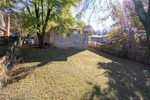 4426 S 31st St, Fort Smith, AR 72901 photo 6