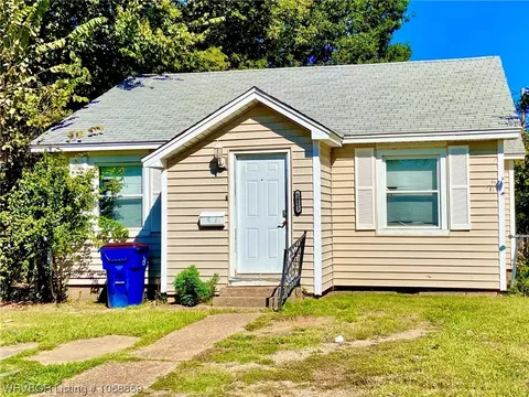 1823 J St, Fort Smith, AR 72901