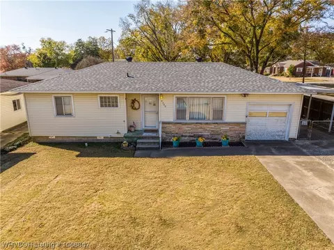 4300 S 22nd St, Fort Smith, AR 72901
