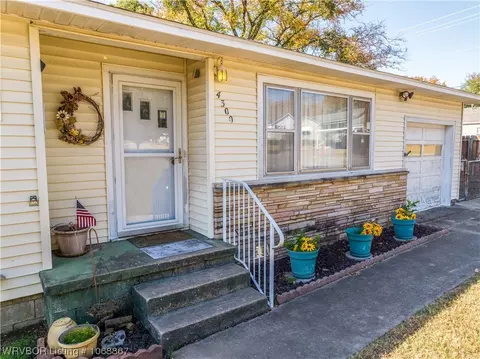 4300 S 22nd St, Fort Smith, AR 72901 photo 2
