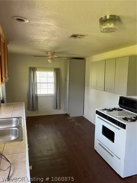 205 Gin St, Gans, OK 74936 photo 15