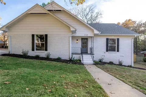 3132 Ionia St, Fort Smith, AR 72903