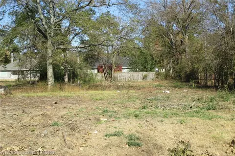 603 Short Mountain St, Paris, AR 72855 photo 4