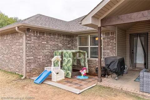 Exterior - 528 Cromer Ln, Alma, AR 72921 photo 13 of 19