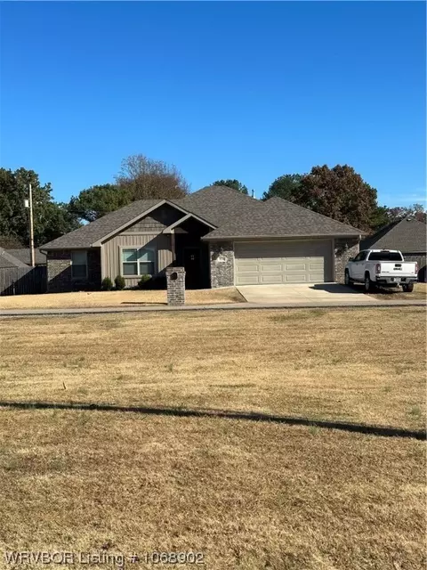 528 Cromer Ln, Alma, AR 72921