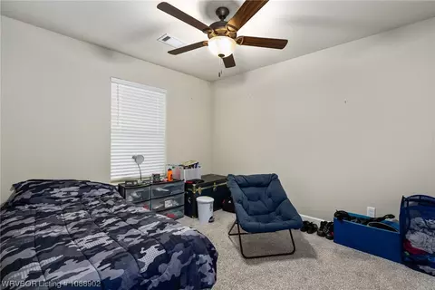 Bedroom - 528 Cromer Ln, Alma, AR 72921 photo 4 of 9