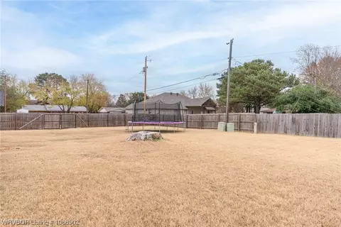 Exterior - 528 Cromer Ln, Alma, AR 72921 photo 17 of 19