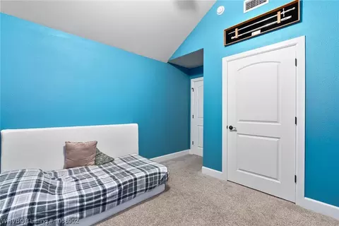 Bedroom - 528 Cromer Ln, Alma, AR 72921 photo 3 of 9