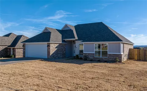 159 Pine St, Greenwood, AR 72936 photo 3