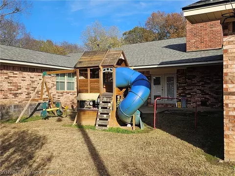 Exterior - 900 7th St, Paris, AR 72855 photo 10 of 12