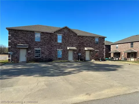 419 421 503 Vine St, Hackett, AR 72937 photo 3
