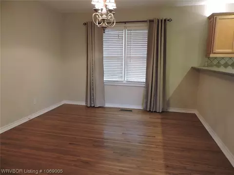1806 Garner Ln, Fort Smith, AR 72901 photo 9