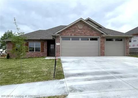 9110 Wayne Xing, Fort Smith, AR 72916