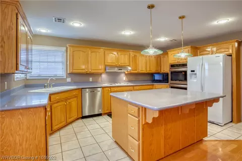 Kitchen - 1021 96 Hwy, Mansfield, AR 72944 photo 2 of 3