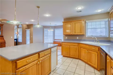 Kitchen - 1021 96 Hwy, Mansfield, AR 72944 photo 3 of 3