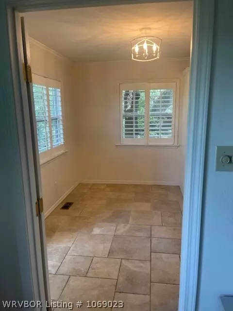 Entry Way - 2911 Gary St, Fort Smith, AR 72901 photo 1 of 1
