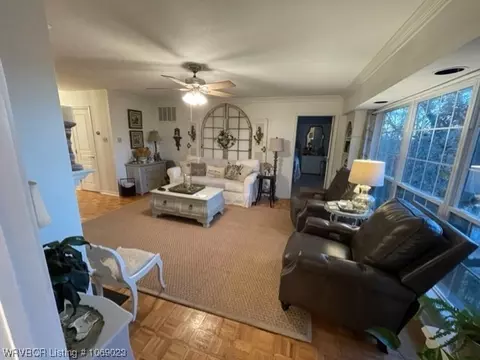 Living - 2911 Gary St, Fort Smith, AR 72901 photo 1 of 3