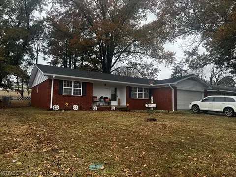 4306 Royal Oak Dr, Fort Smith, AR 72904