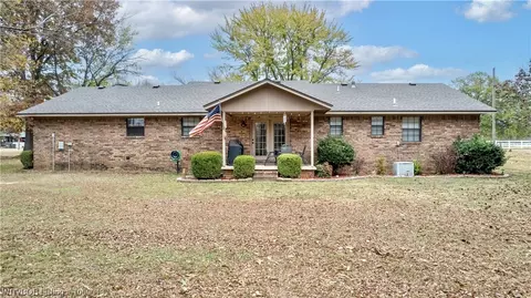 Exterior - 706 Delaware St, Sallisaw, OK 74955 photo 12 of 13