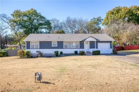 2023 53rd St, Fort Smith, AR 72904
