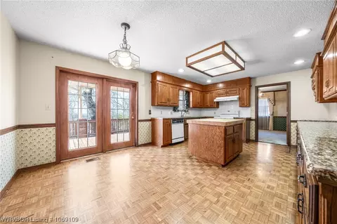 Kitchen - 3908 S 27th Cir, Fort Smith, AR 72901 photo 1 of 7