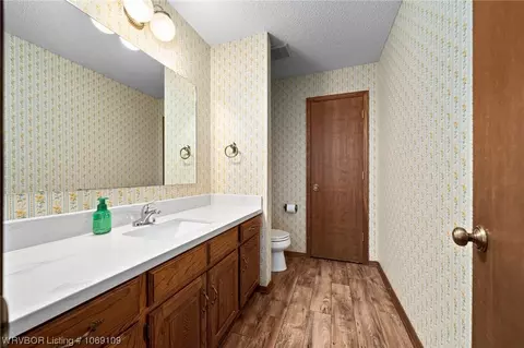 Bath - 3908 S 27th Cir, Fort Smith, AR 72901 photo 1 of 5