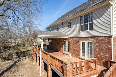 Exterior - 3908 S 27th Cir, Fort Smith, AR 72901 photo 6 of 10
