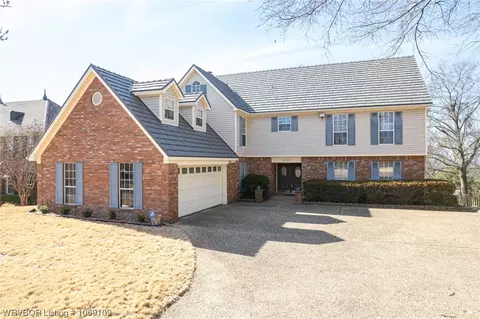 3908 S 27th Cir, Fort Smith, AR 72901