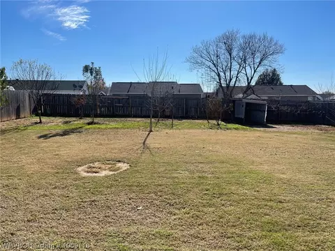1015 Ruby Dr, Van Buren, AR 72956 photo 11