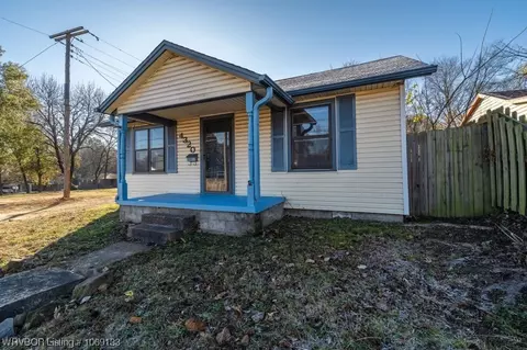 4320 Grand Ave, Fort Smith, AR 72904 photo 3