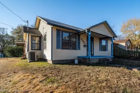 4320 Grand Ave, Fort Smith, AR 72904 photo 2